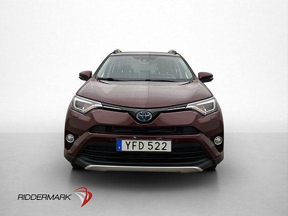 Toyota RAV4 2 of 30