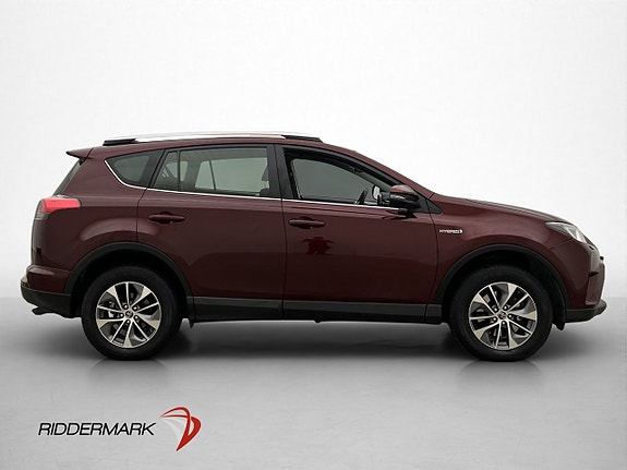 Toyota RAV4 9 of 30