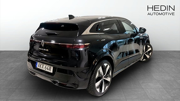 Renault Megane E-Tech 2 of 5