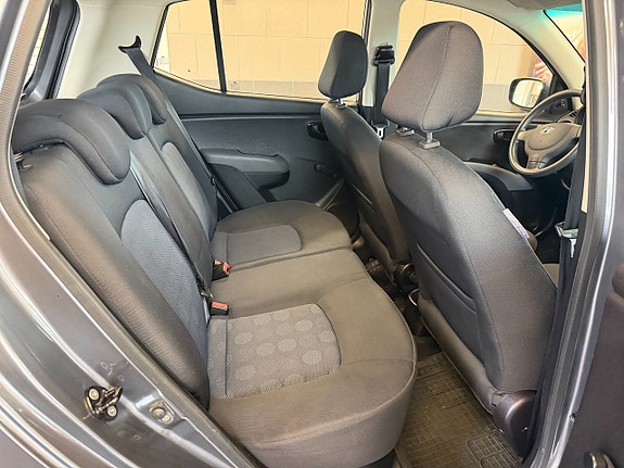 Hyundai i10 11 of 13