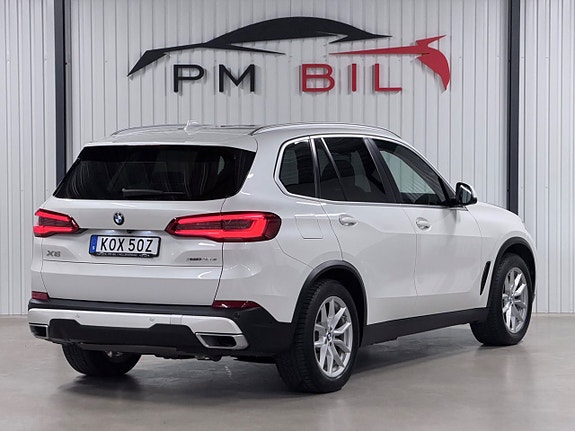 BMW X5 3 of 5