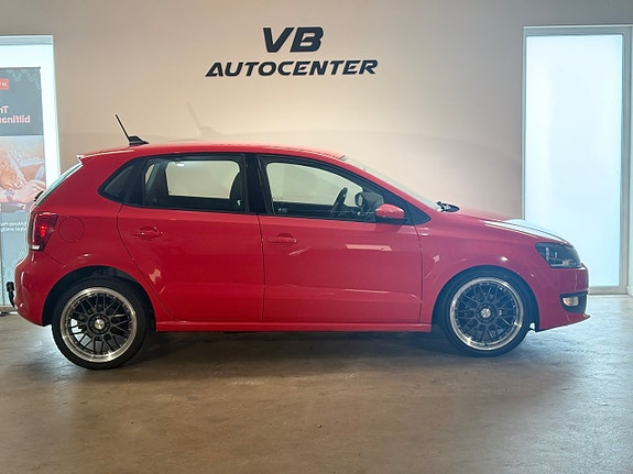 Volkswagen Polo 2 of 6