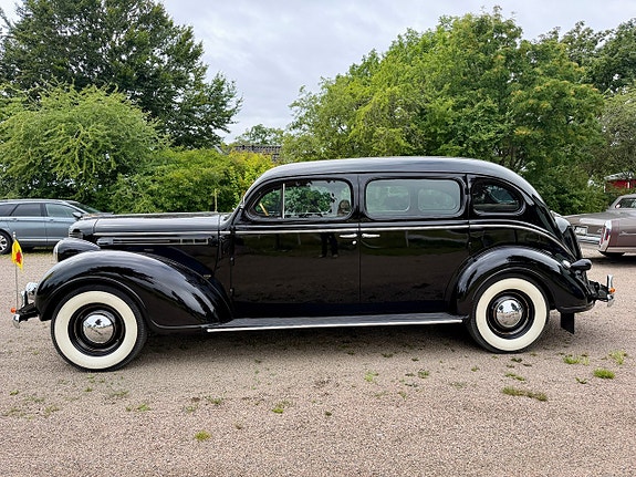 Chrysler Six Royal 2 of 29