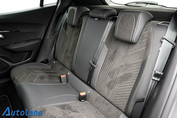 Peugeot 2008 28 of 29