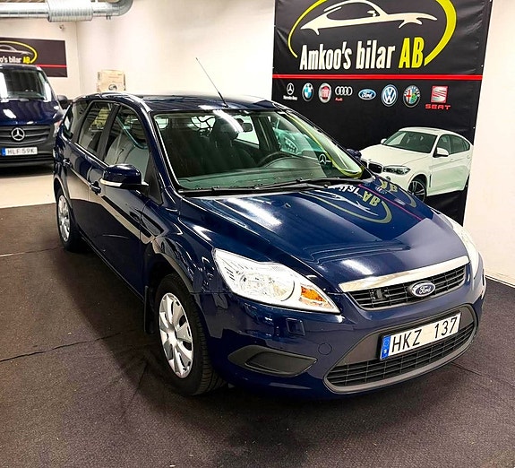 Ford Focus 2 of 5