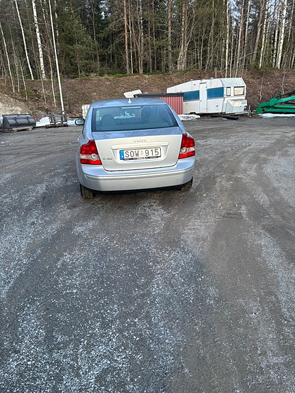 Volvo S40 4 of 5