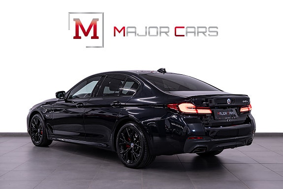 BMW 545e 4 of 5