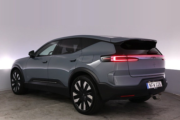 Polestar 3 4 of 5