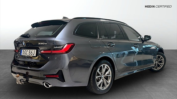 BMW 330e 2 of 5
