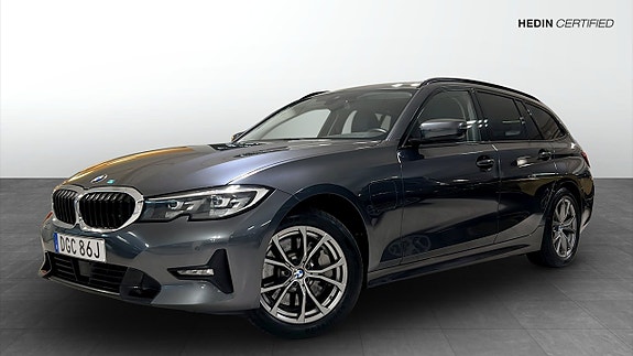 BMW 330e