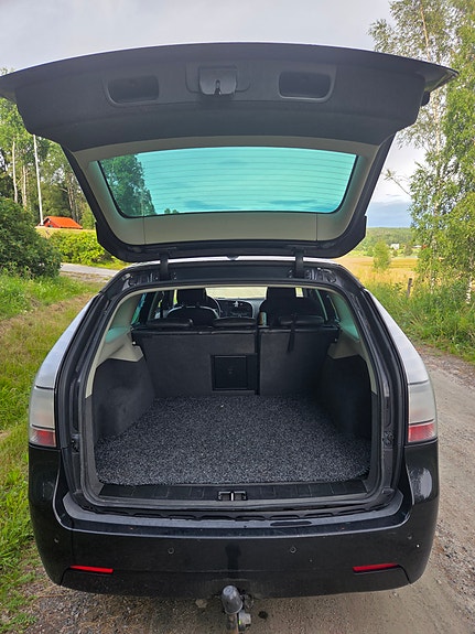 Saab 9-3 4 of 5