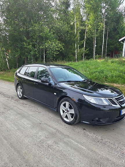 Saab 9-3 2 of 5