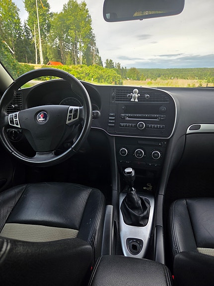 Saab 9-3 7 of 7