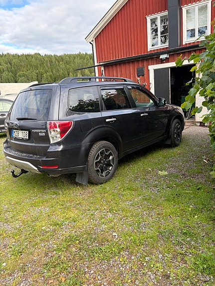 Subaru Forester 4 of 5