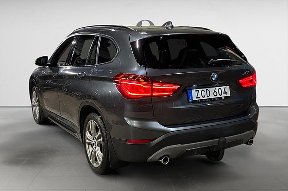 BMW X1 5 of 5