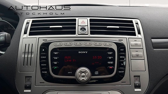 Ford Kuga 18 of 21