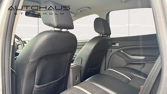 Ford Kuga 15 of 21