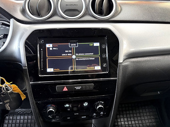 Suzuki Vitara 13 of 14