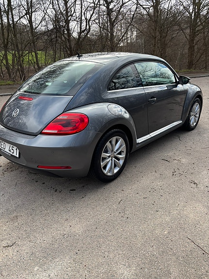 Volkswagen Beetle 5 of 5