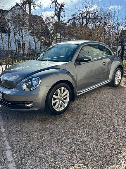 Volkswagen Beetle 2 of 5