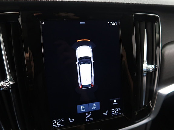 Volvo V90 Cross Country 27 of 30