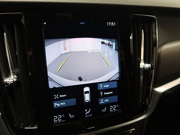 Volvo V90 Cross Country 26 of 30