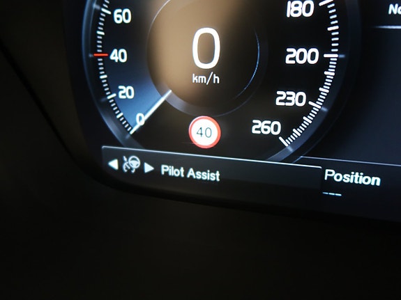 Volvo V90 Cross Country 23 of 30