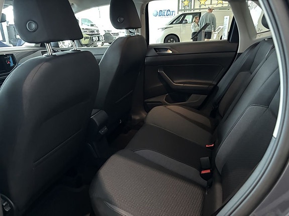 Volkswagen Polo 16 of 18