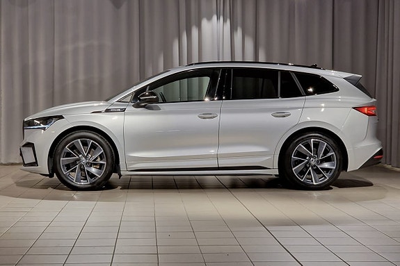 Skoda Enyaq 2 of 5