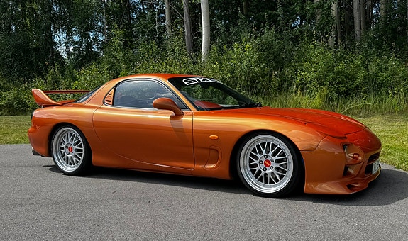 Mazda RX-7 2 of 14