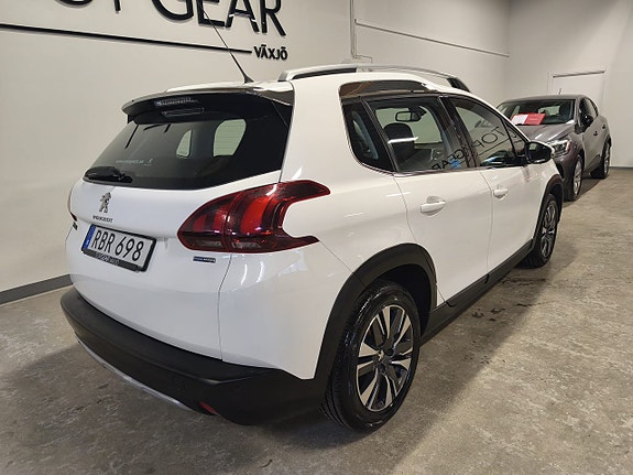 Peugeot 2008 6 of 18