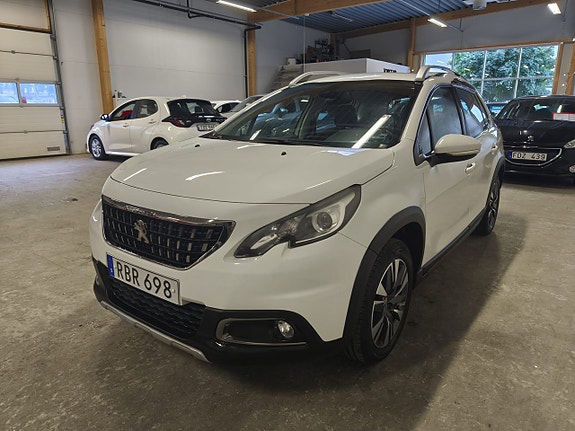 Peugeot 2008 3 of 5