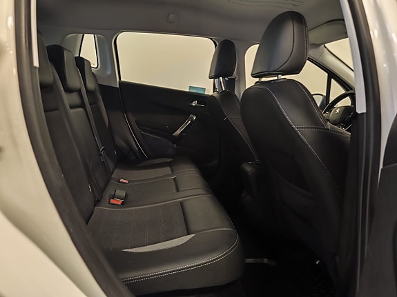 Peugeot 2008 14 of 18