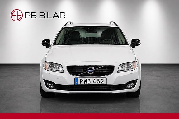 Volvo V70 4 of 5