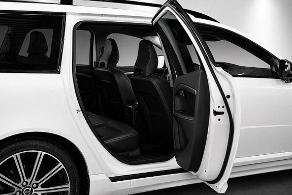Volvo V70 14 of 24