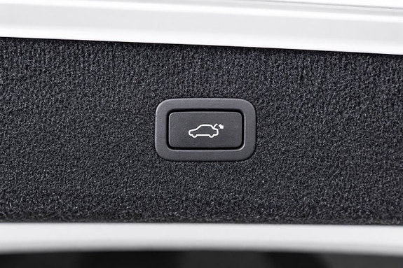 Volvo V70 7 of 24