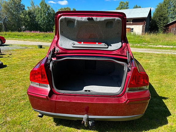 Volvo S60 12 of 13