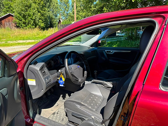 Volvo S60 11 of 13