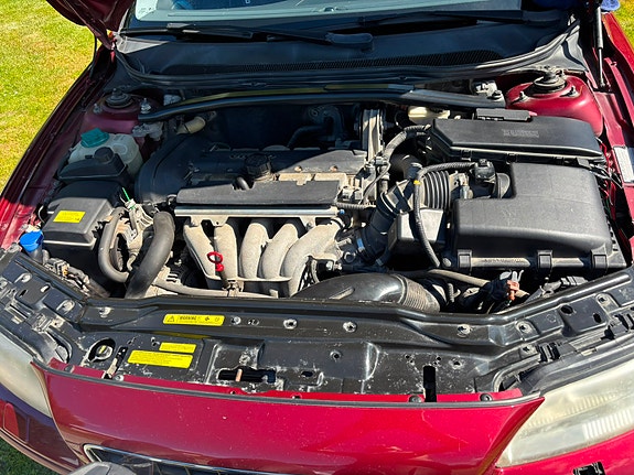 Volvo S60 8 of 13