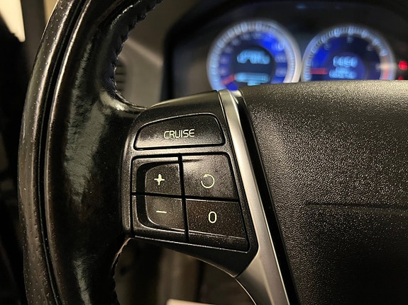 Volvo XC60 22 of 27