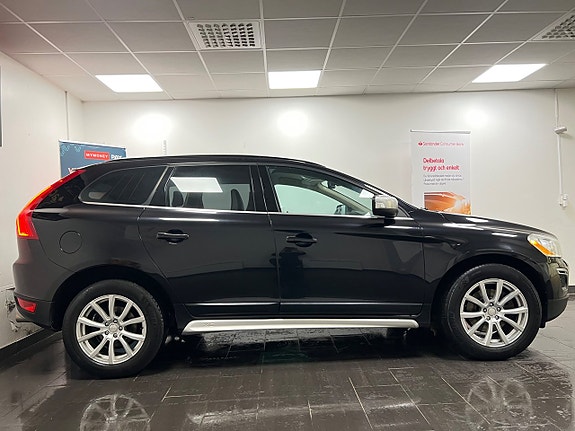 Volvo XC60 3 of 27