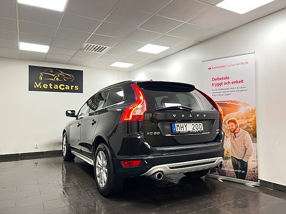 Volvo XC60 5 of 27
