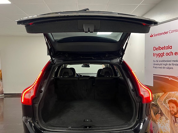 Volvo XC60 24 of 27
