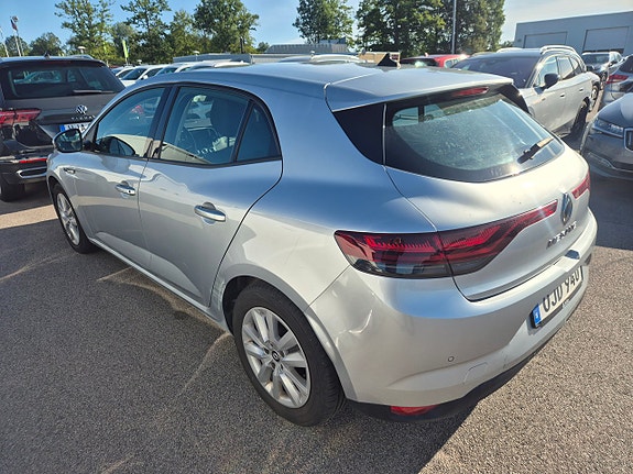 Renault Megane 3 of 5