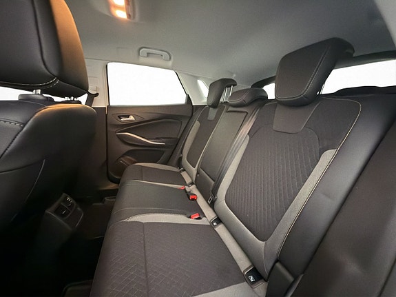 Opel Grandland X 13 of 28