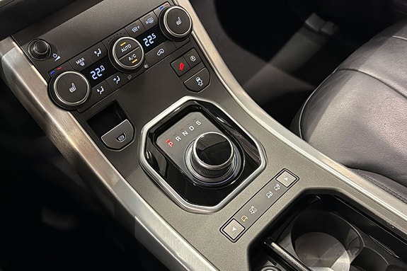 Land Rover Range Rover Evoque 16 of 23