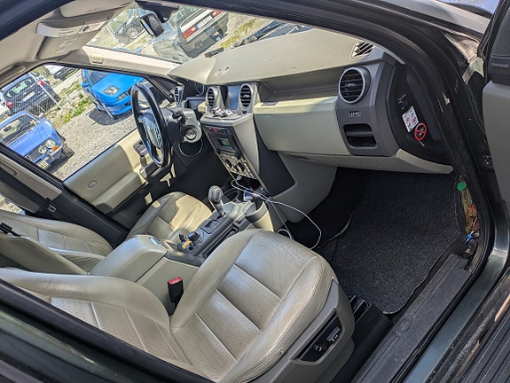 Land Rover Discovery 3 9 of 12