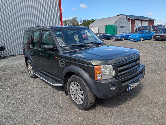 Land Rover Discovery 3 12 of 12