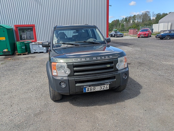 Land Rover Discovery 3 3 of 5