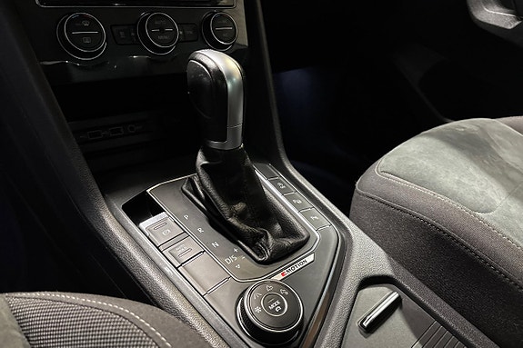 Volkswagen Tiguan 19 of 25